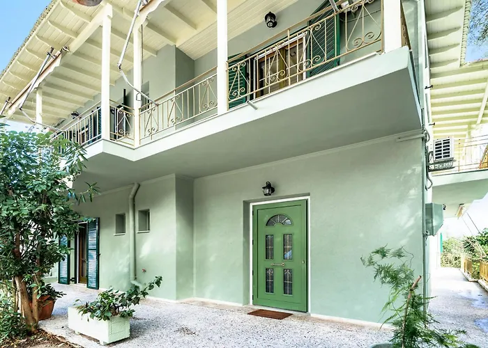 Old Boat Double 8 Apartament Nikiana